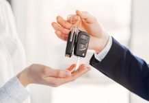 Why and When Should You Go for Monthly Car Rental? car rental in Dubai