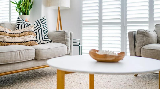 Vital Tips to Select Interior Plantation Shutters Select Interior Plantation Shutters